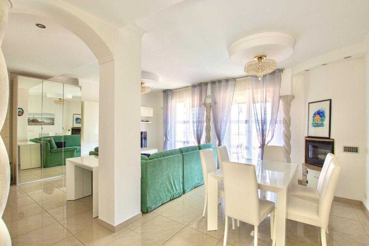 Casa Natali Διαμέρισμα Μπελάτζιο Εξωτερικό φωτογραφία